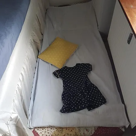 Authentic Copenhagen! 1st Floor, 2 X Doub Bed, Fully Furnishd, Check In 3 Pm-11 Pm *