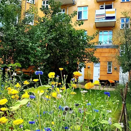 Authentic Copenhagen! 1st Floor, 2 X Doub Bed, Fully Furnishd, Check In 3 Pm - 3 Am * Copenhagen