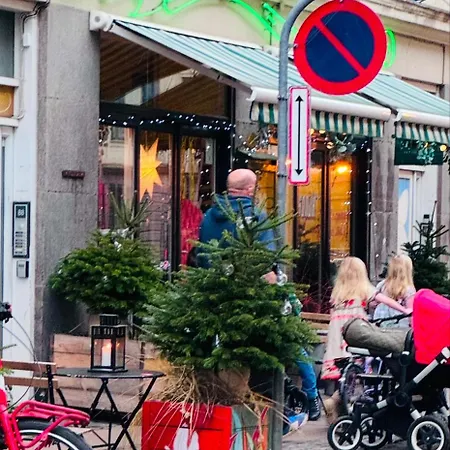 Authentic Copenhagen! 1st Floor, 2 X Doub Bed, Fully Furnishd, Check In 3 Pm - 3 Am Copenhagen