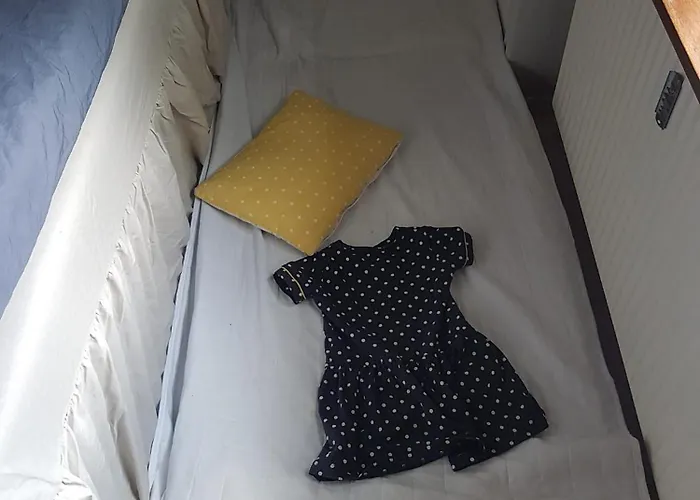 Authentic Copenhagen! 1st Floor, 2 X Doub Bed, Fully Furnishd, Check In 3 Pm - 3 Am *