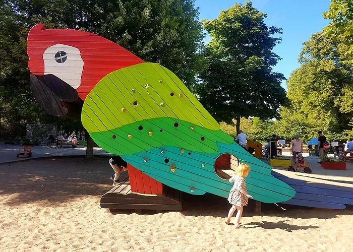 Authentic Copenhagen! 1st Floor, 2 X Doub Bed, Fully Furnishd, Check In 3 Pm - 3 Am