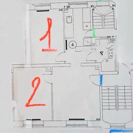 アパート Authentic Copenhagen! 1st Floor, 2 X Doub Bed, Fully Furnishd, Check In 3 Pm - 3 Am コペンハーゲン