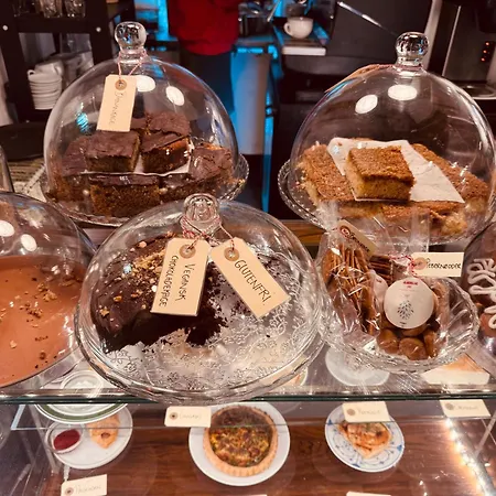 Authentic Copenhagen! 1st Floor, 2 X Doub Bed, Fully Furnishd, Check In 3 Pm - 3 Am アパート *